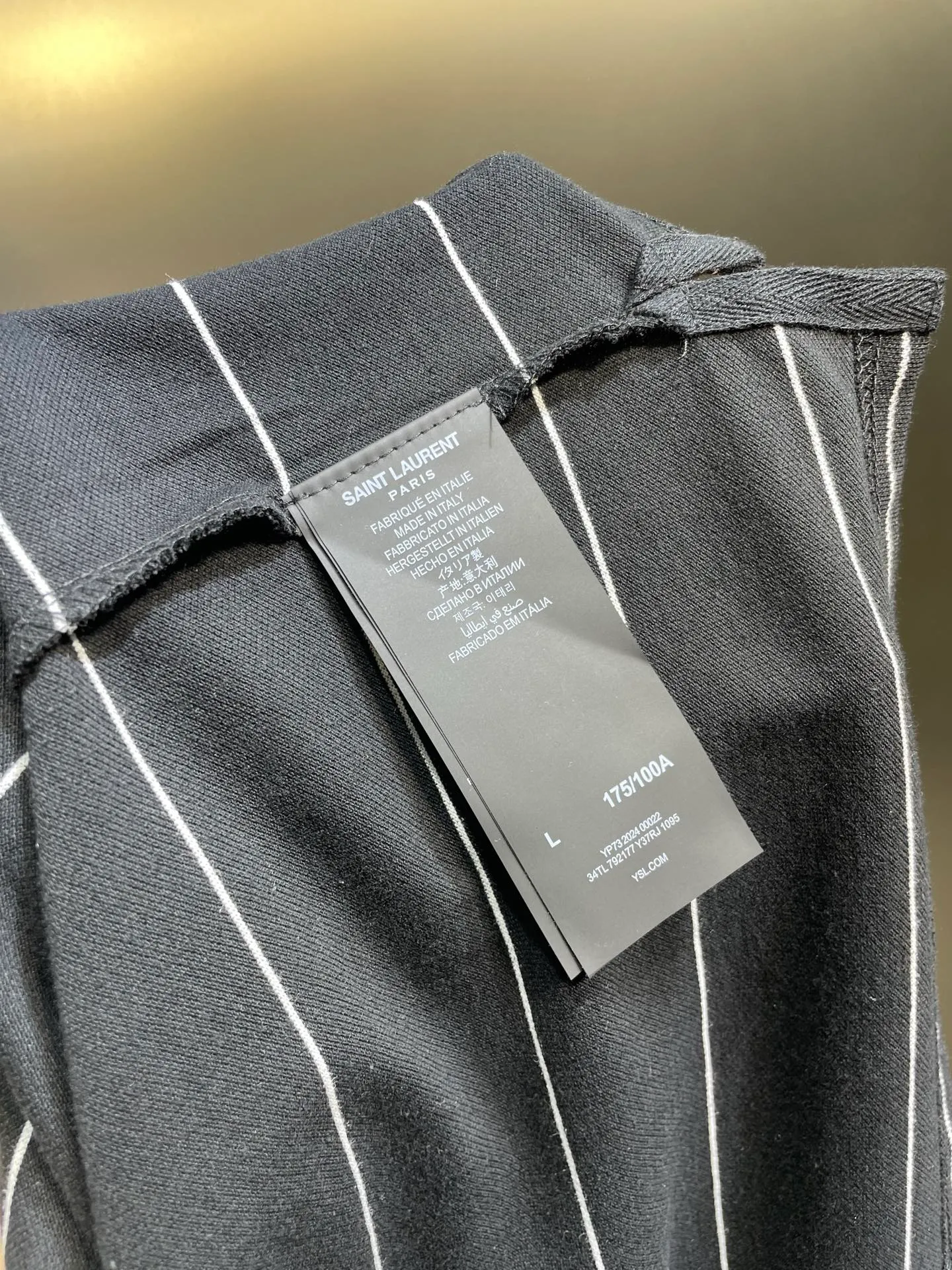 Saint Laurent POLO 1:1 Breathable Black White YSL 1: YSL 2: ： 1:1 YSL 1:1 YSL ： Size： S M L XL ： MM 025-A 55